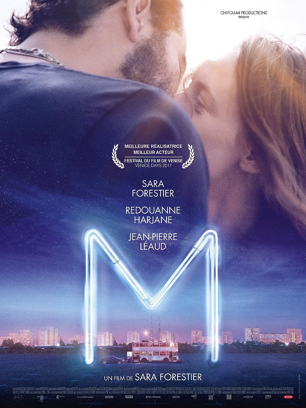 M M